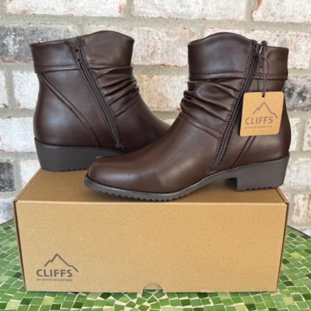 Cliffs by White Mountain Booties - Durbon DK BROWN/SMOOTH 7 Wide